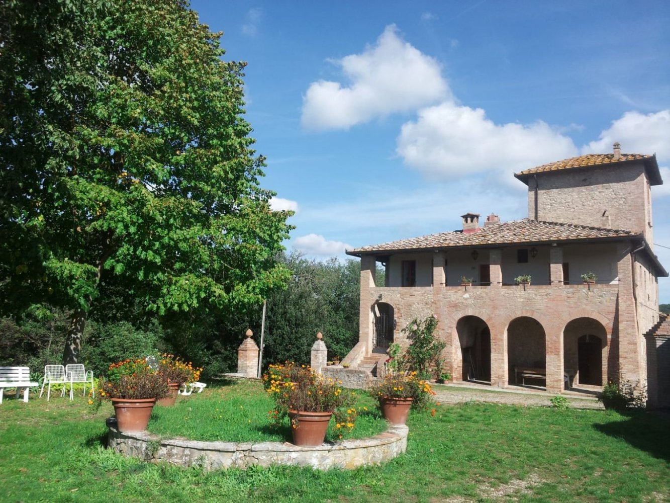  عقار تجاري في Castelnuovo Berardenga, Italy 1000متر مربع رقم 359195