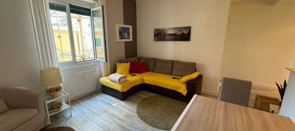 4 rooms Apartment in Genoa, Italy No. 161854 2
