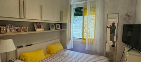 4 rooms Apartment in Genoa, Italy No. 161854 13