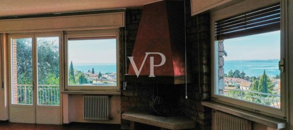 Вилла с 5 комнатами в Бардолино, Италия № 29723 11