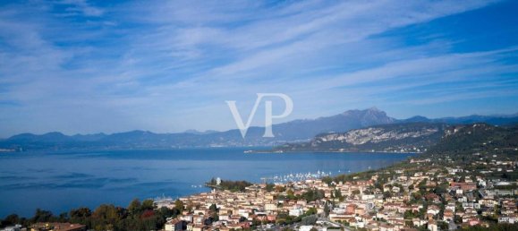 Вилла с 5 комнатами в Бардолино, Италия № 29723 2