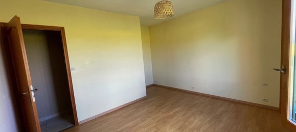 Casa de 3 dormitorios en Longuenesse, France No. 75489 3