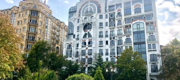 4 Schlafzimmer Wohnung in Nasimi, Azerbaijan, Nr. 1854 4