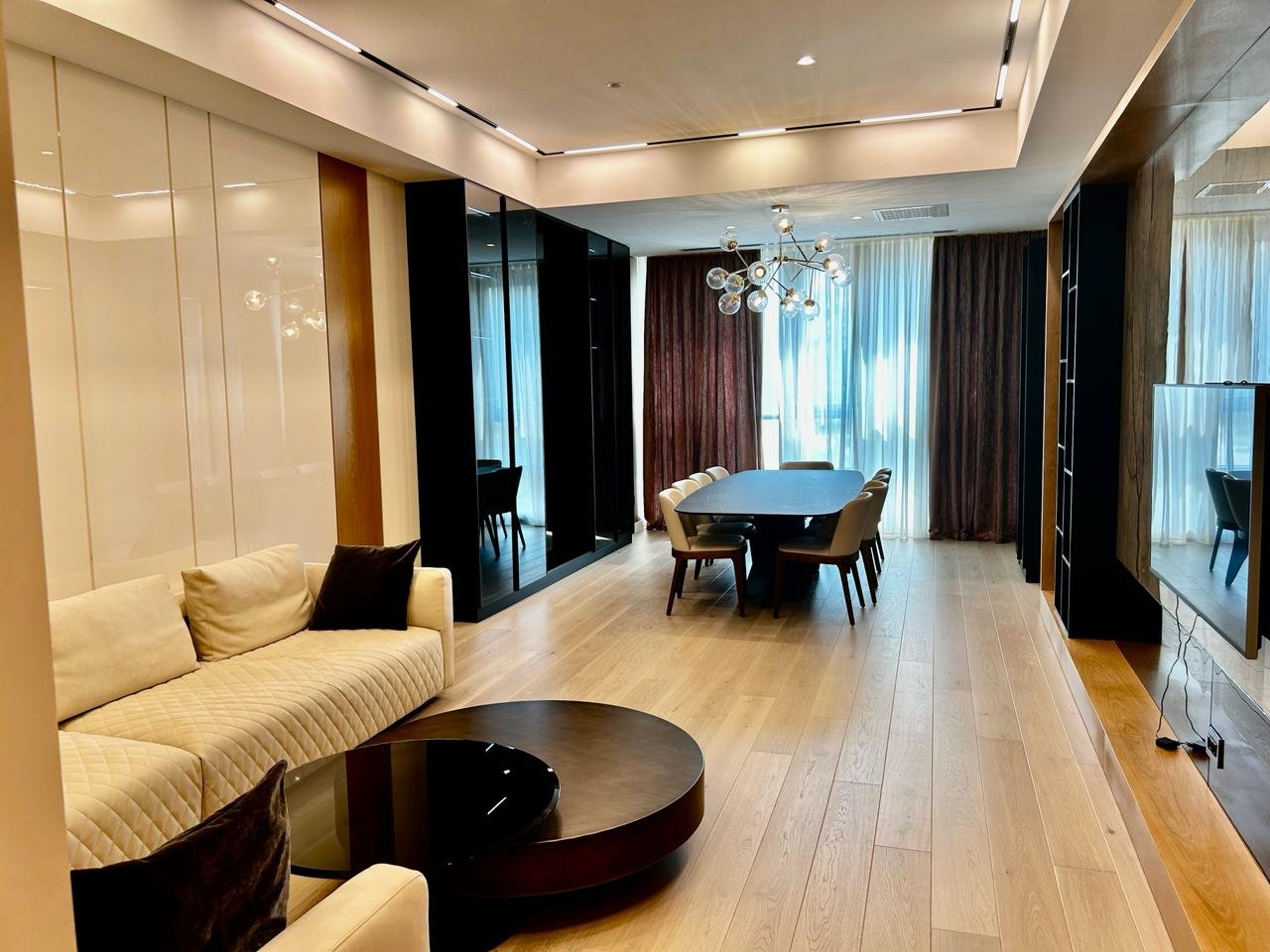 4 Schlafzimmer Wohnung in Nasimi, Azerbaijan, Nr. 1854