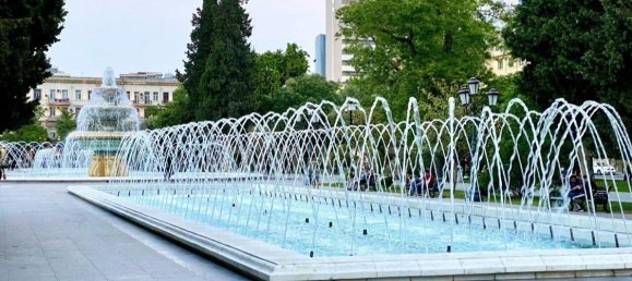 4 Schlafzimmer Wohnung in Nasimi, Azerbaijan, Nr. 1854 5