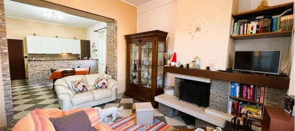 5-Zimmer Haus in Petrosino, Italy, Nr. 146183 8