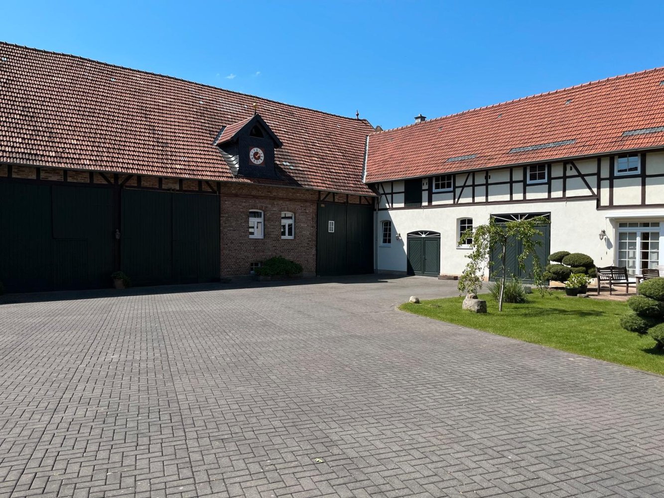 Granja de 10 habitaciónes en Wolfsburg, Germany No. 326152