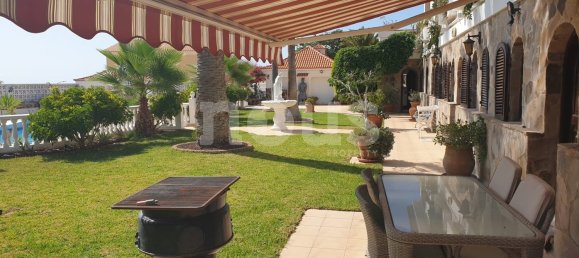 8 bedrooms Villa in Callao Salvaje, Spain No. 13856 14