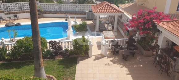 8 bedrooms Villa in Callao Salvaje, Spain No. 13856 3