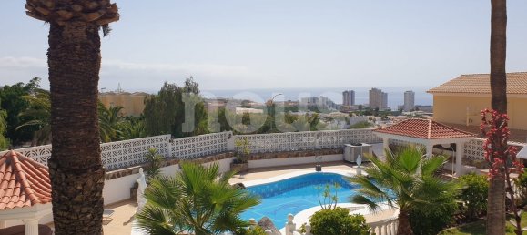 8 bedrooms Villa in Callao Salvaje, Spain No. 13856 5