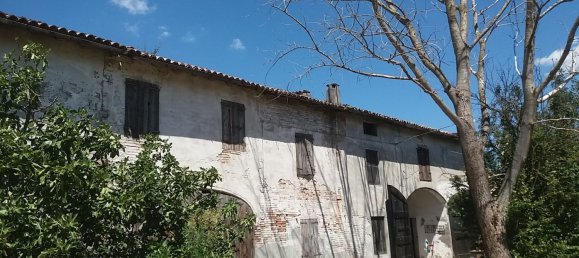 Casa de 3 habitaciónes en Brescello, Italy No. 253961 2