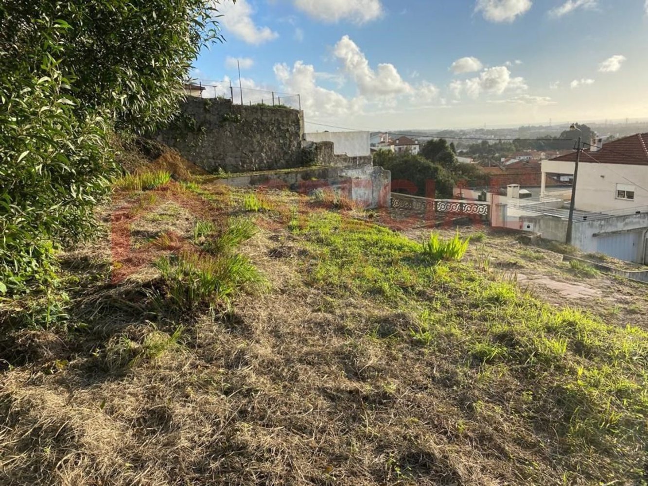  Land in Canelas, Portugal No. 336066