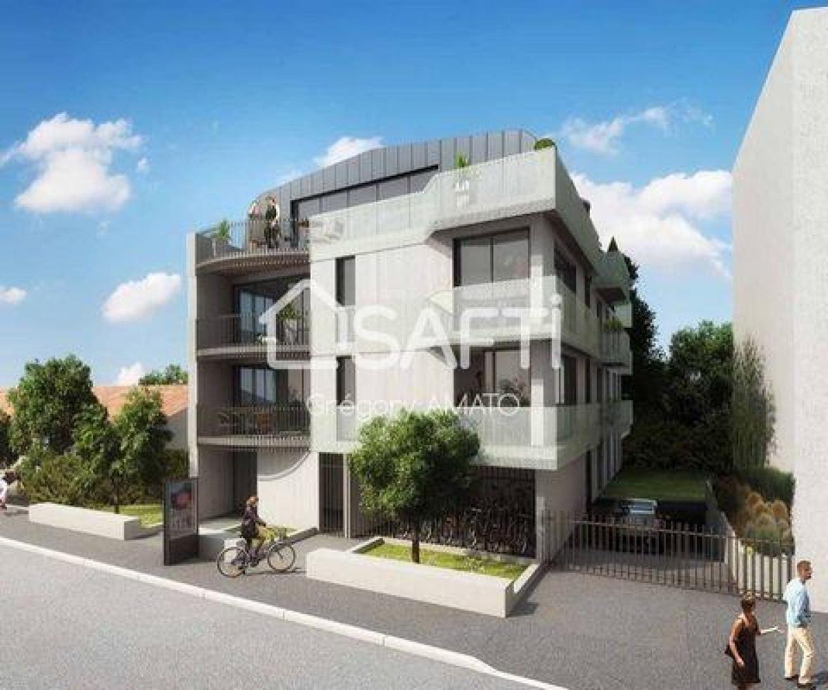 3 bedrooms Condo in Bordeaux, France No. 12600