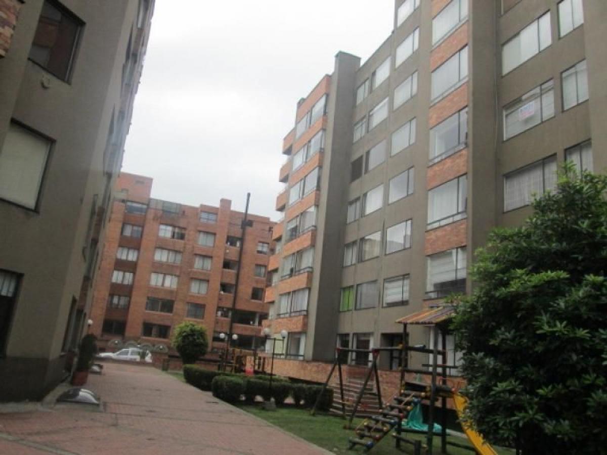 Дом с 2 спальнями в Богота, Колумбия № 14679