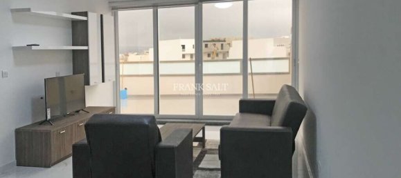 2 Schlafzimmer Penthouse in Zebbug, Malta, Nr. 11002 3