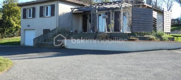 3 bedrooms House in Mirande, France No. 363706 2