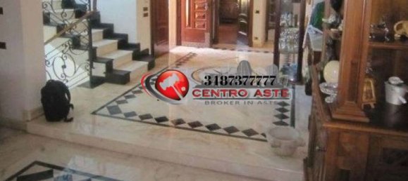 Villa de 5 habitaciónes en Ardea, Italy No. 193711 3