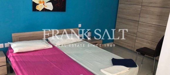 Ático de 2 dormitorios en Saint Julian's, Malta No. 8772 4