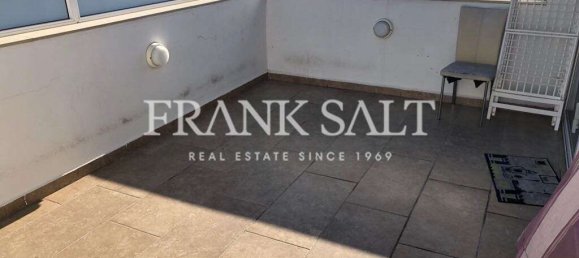 Ático de 2 dormitorios en Saint Julian's, Malta No. 8772 5