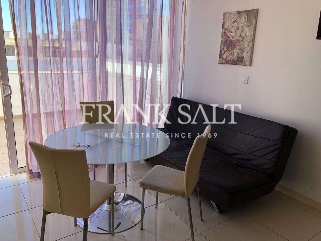 Ático de 2 dormitorios en Saint Julian's, Malta No. 8772