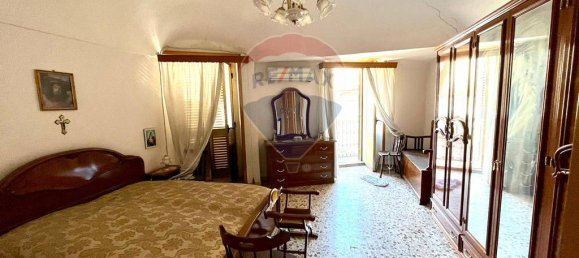 3 bedrooms Apartment in Ferla, Italy No. 320350 8