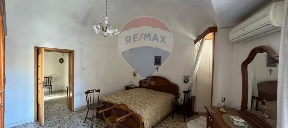 3 bedrooms Apartment in Ferla, Italy No. 320350 7