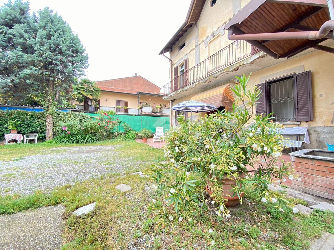 5-Zimmer Gebäude in Treviglio, Italy, Nr. 8309