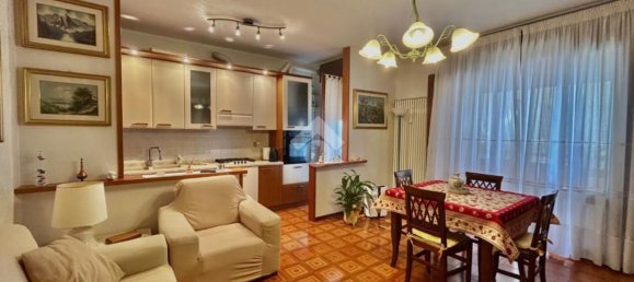 3 rooms Apartment in Casalserugo, Italy No. 278524 4