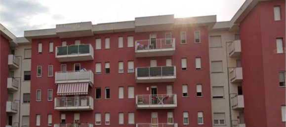 4 rooms Apartment in Garbagnate Milanese, Italy No. 6887 6