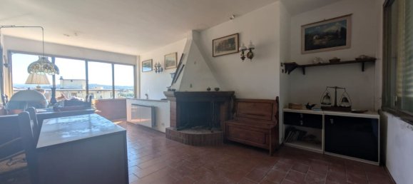 4 rooms Penthouse in Florence, Italy No. 169040 3