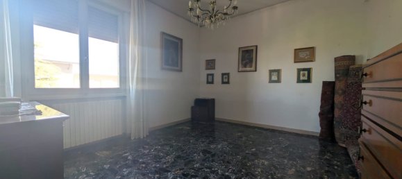 4 rooms Penthouse in Florence, Italy No. 169040 8