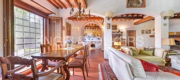 3 bedrooms Villa in Arezzo, Italy No. 128381 11