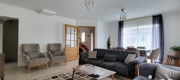 Casa de 6 habitaciónes en Bouguenais, France No. 95923 2