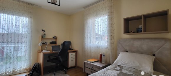 Casa de 6 habitaciónes en Bouguenais, France No. 95923 8