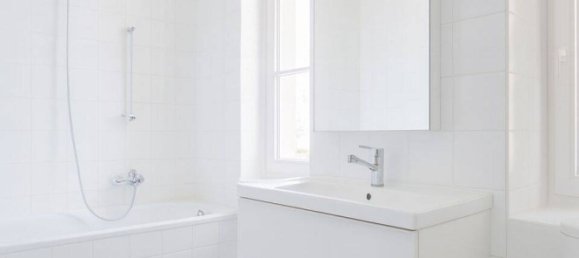 2 rooms Apartment in Steglitz, Germany No. 371199 3