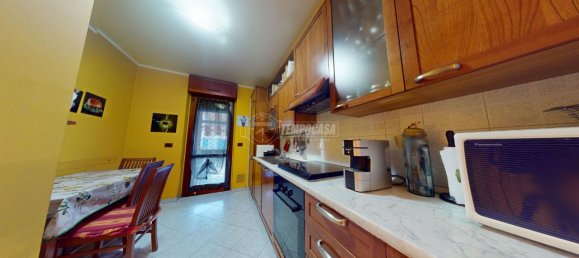 4 rooms Apartment in Turin, Italy No. 5660 10