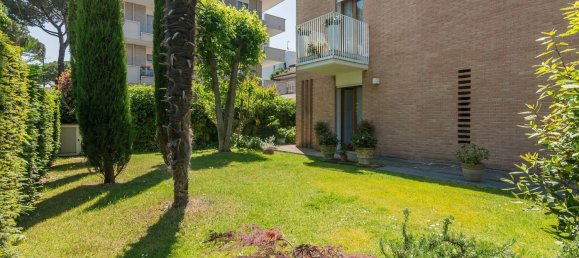 8 rooms Villa in Riccione, Italy No. 184164 6