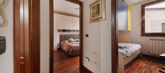 Villa T4 em Sassuolo, Italy N.º 363902 17