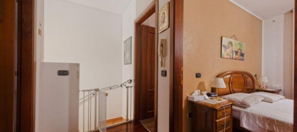 Villa T4 em Sassuolo, Italy N.º 363902 12