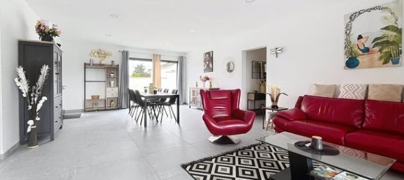 3 bedrooms Villa in Creches-sur-Saone, France No. 304105 8