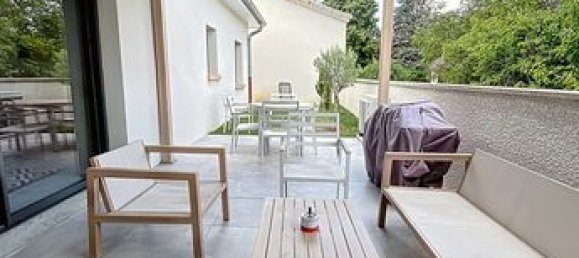 3 bedrooms Villa in Creches-sur-Saone, France No. 304105 3