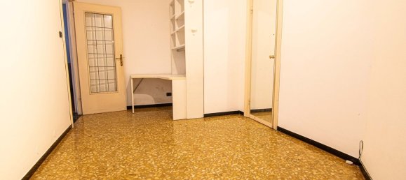 6 rooms Apartment in Genoa, Italy No. 180567 13