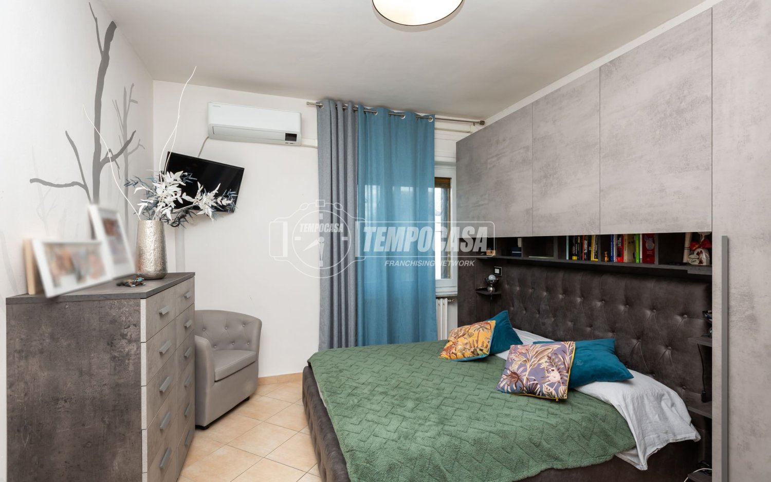 2 bedrooms Apartment in Moncalieri, Italy No. 291108