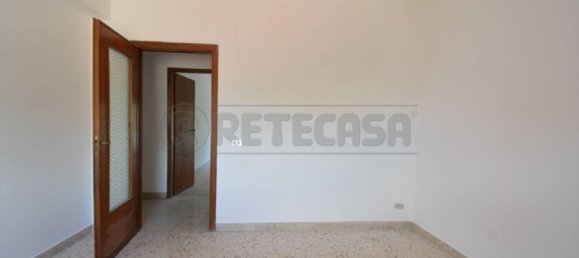 4 rooms Apartment in Messina, Italy No. 321031 18