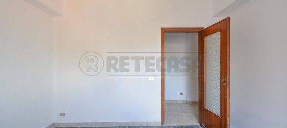 4 rooms Apartment in Messina, Italy No. 321031 3