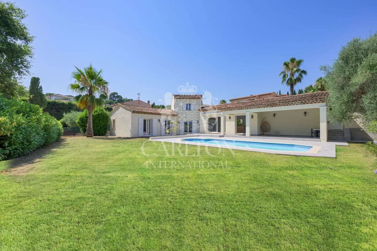 Вилла с 5 спальнями в Грас, Франция № 295951