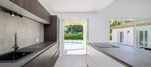 Вилла с 5 спальнями в Грас, Франция № 295951 6