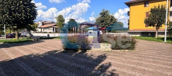 4 Schlafzimmer Wohnung in Colturano, Italy, Nr. 373132 4