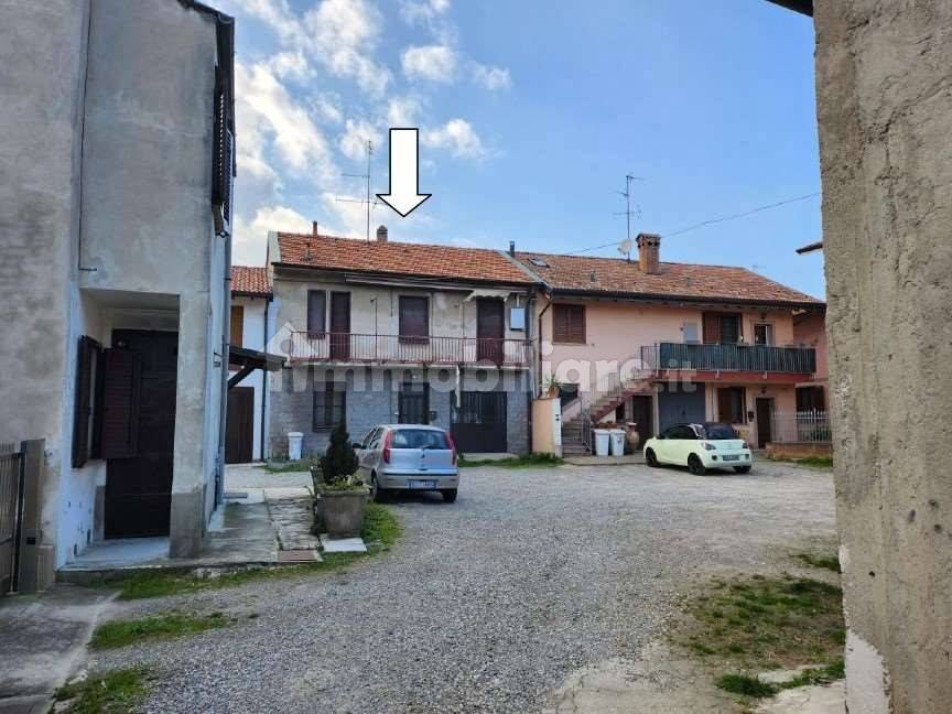 3 bedrooms Apartment in Roncello, Italy No. 206138