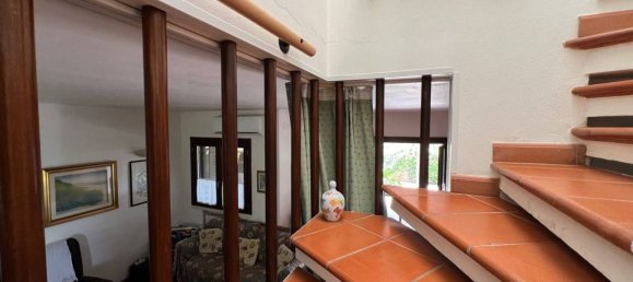 6 rooms House in Taranto, Italy No. 34610 5